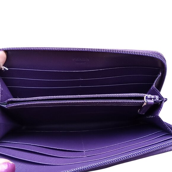 Prada Purple Leather Full Size Zip Wallet with COA - Picture 2 of 10